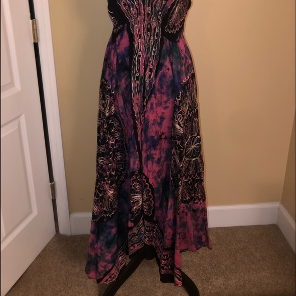 Gorgeous halter dress! NWOT. Firm price. - Picture 2 of 8